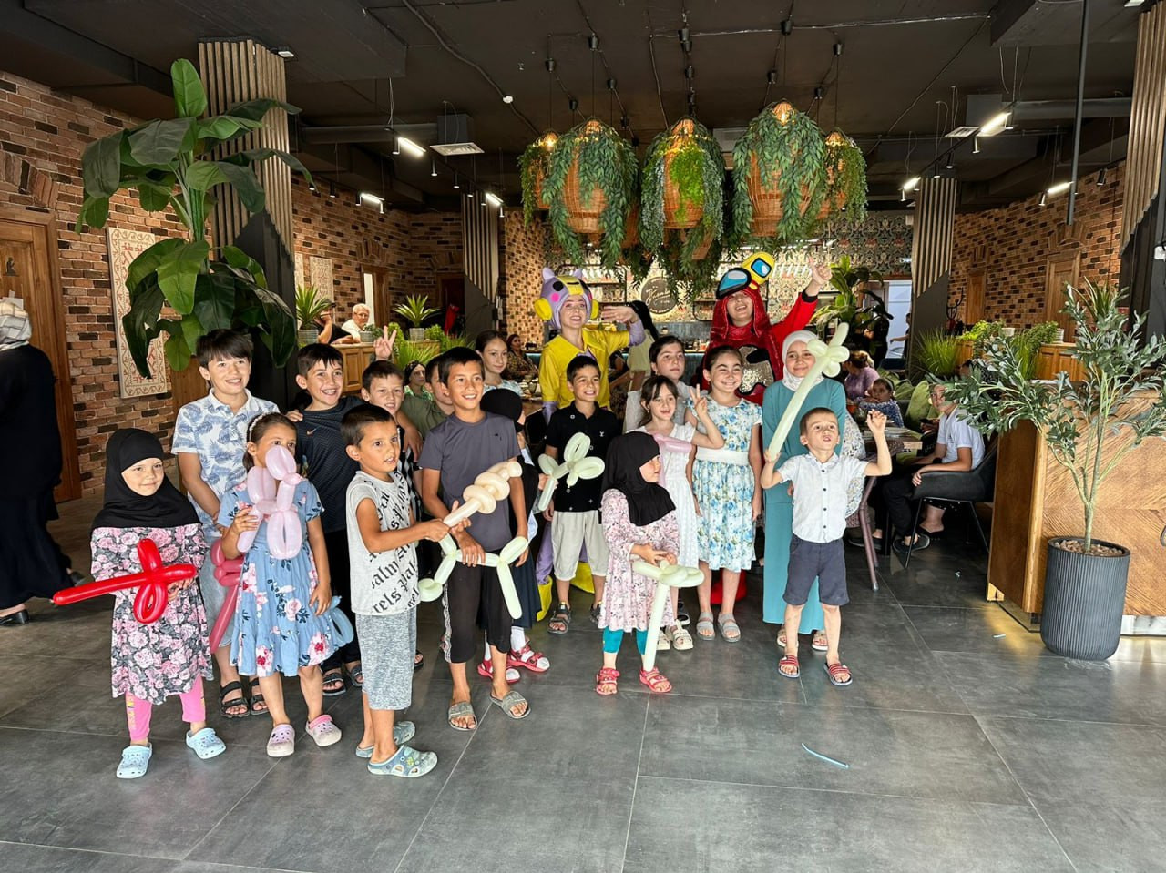 Центр соцобслуживания населения в Каякентском районе провел акцию «Собери ребёнка в школу».