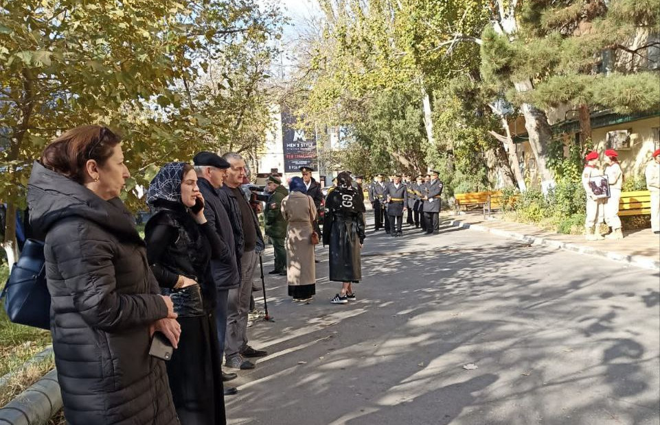 Сегодня каспийчане прощались с ветераном Великой Отечественной войны