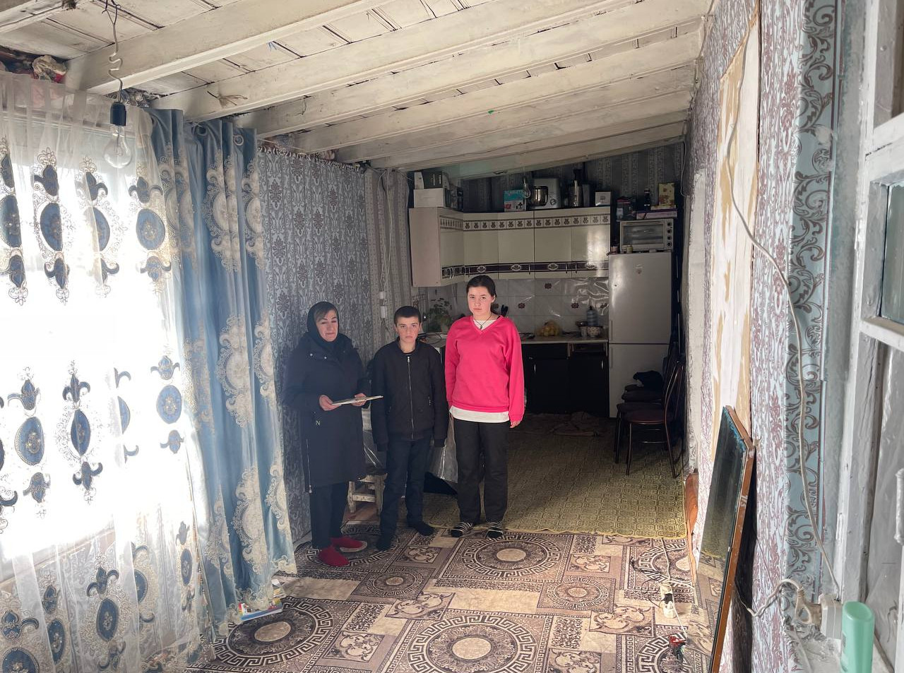 Специалисты Центра социального обслуживания населения Кулинского района, отделения обслуживания детей и семей с детьми, провели мероприятие по раннему выявлению социального неблагополучия семей.