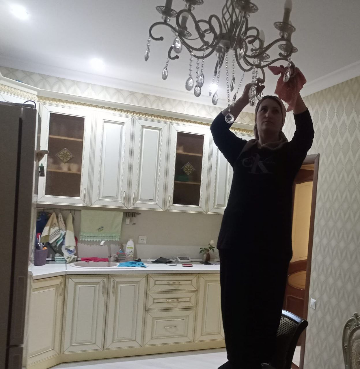 Оказание социально бытовых услуг.