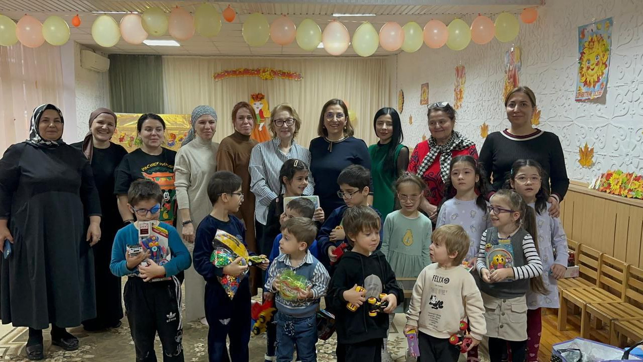 Отделению реабилитации и социальной адаптации детей с ограниченными умственными физическими возможностями (слепые и слабовидящие)  20 лет!