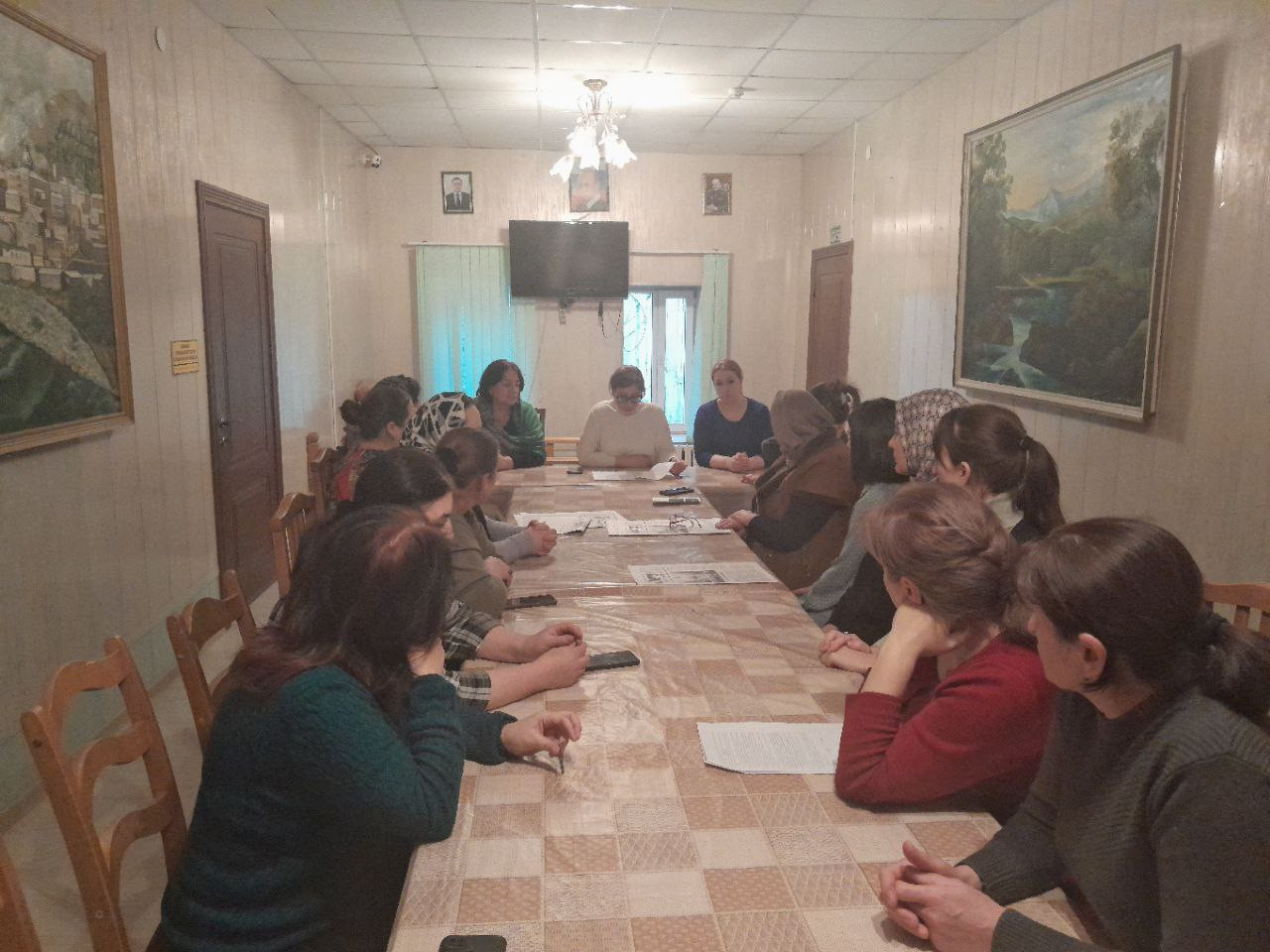 Совещание на тему  "Жестокое обращение с пожилыми людьми."