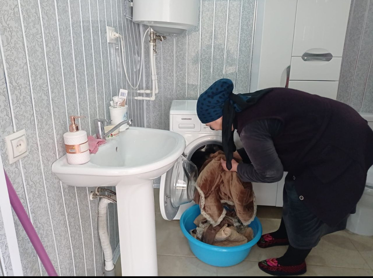 Оказание социально - бытовых услуг.