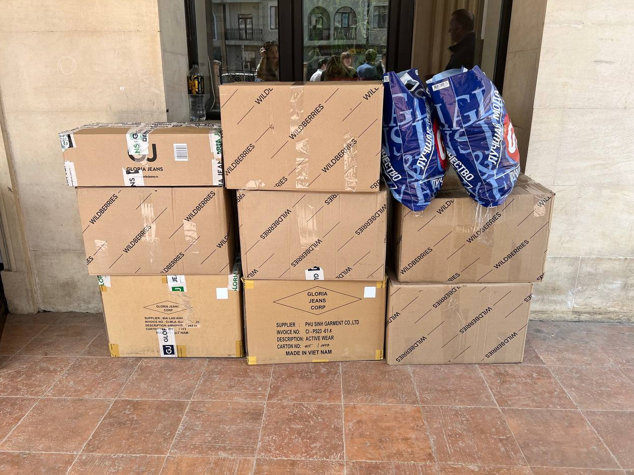 Семейный МФЦ Минтруда Дагестана в Дербенте провел благотворительную акцию по поддержке детей, прибывших из Белгородской области