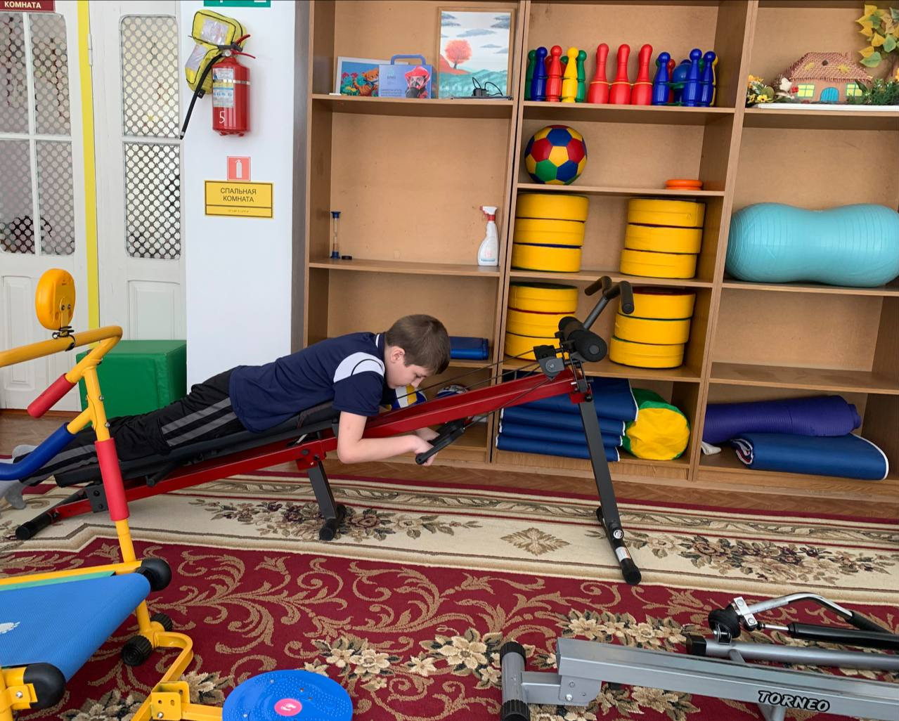 Многофункциональный силовой тренажер