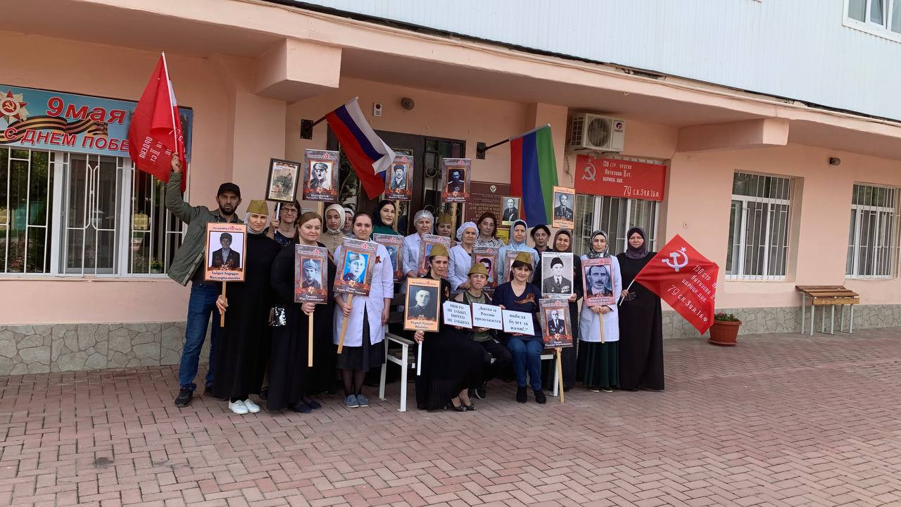 Акция  «Под знаменем Победы»