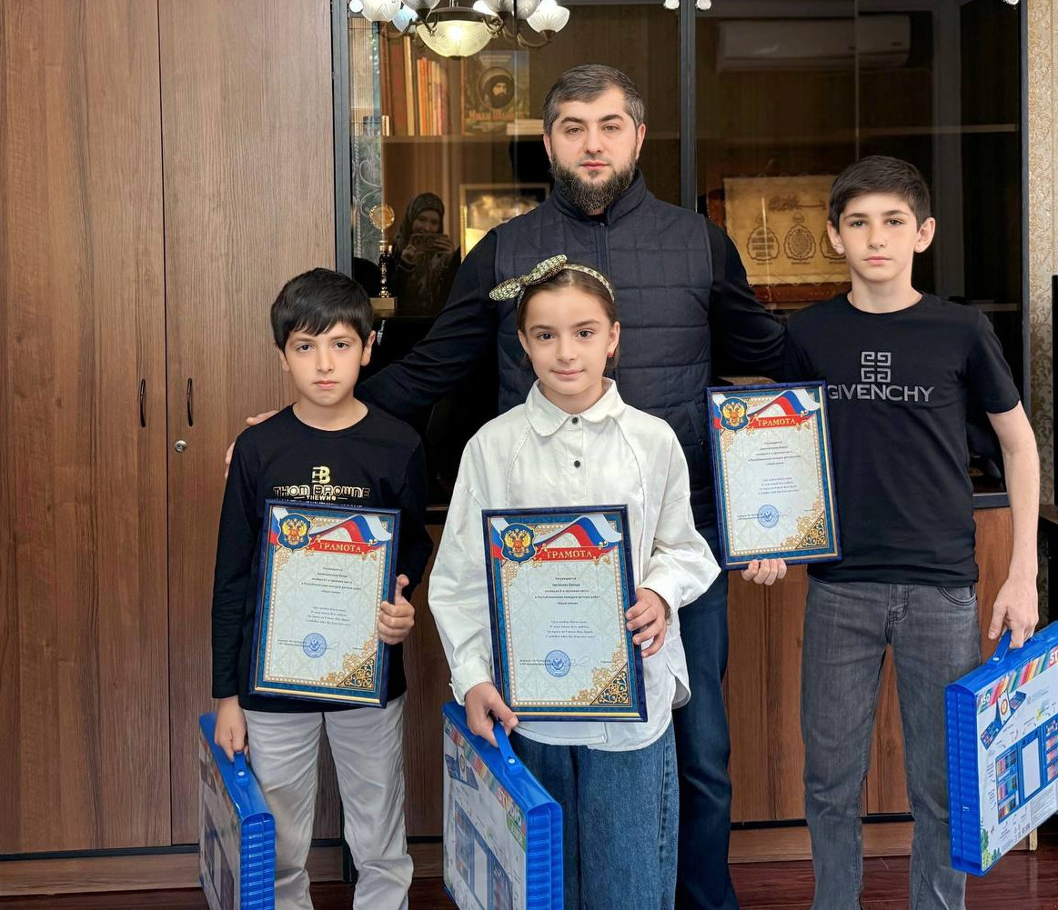 В реабилитационном центре для детей и подростков Хасавюртовского района прошел I этап республиканского конкурса детских работ «Наша семья»