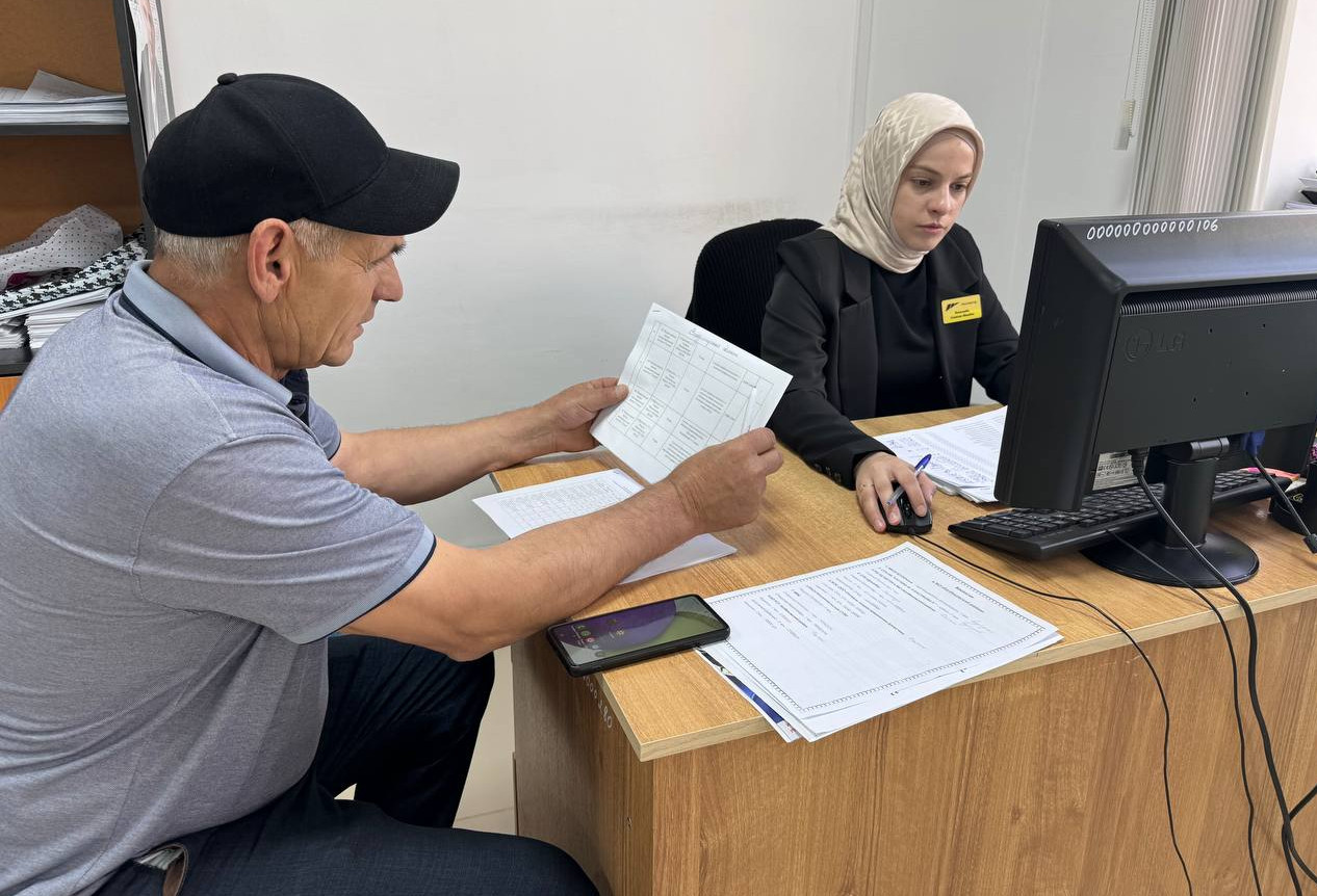 Информирование безработных и ищущих работу граждан об имеющихся вакансиях