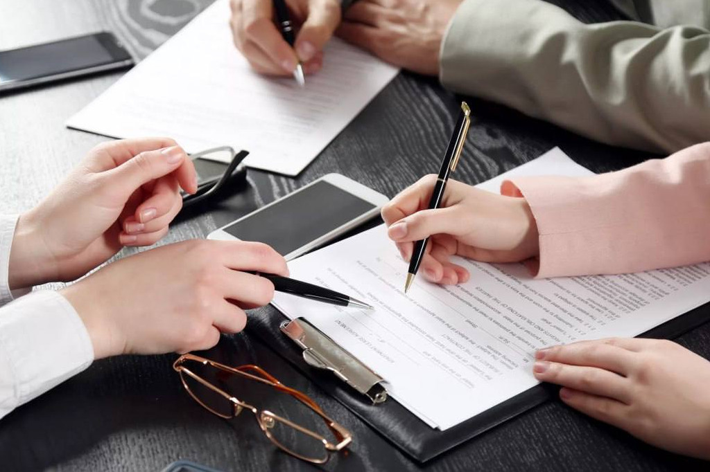 Государственная социальная помощь на основании социального контракта по поиску работы