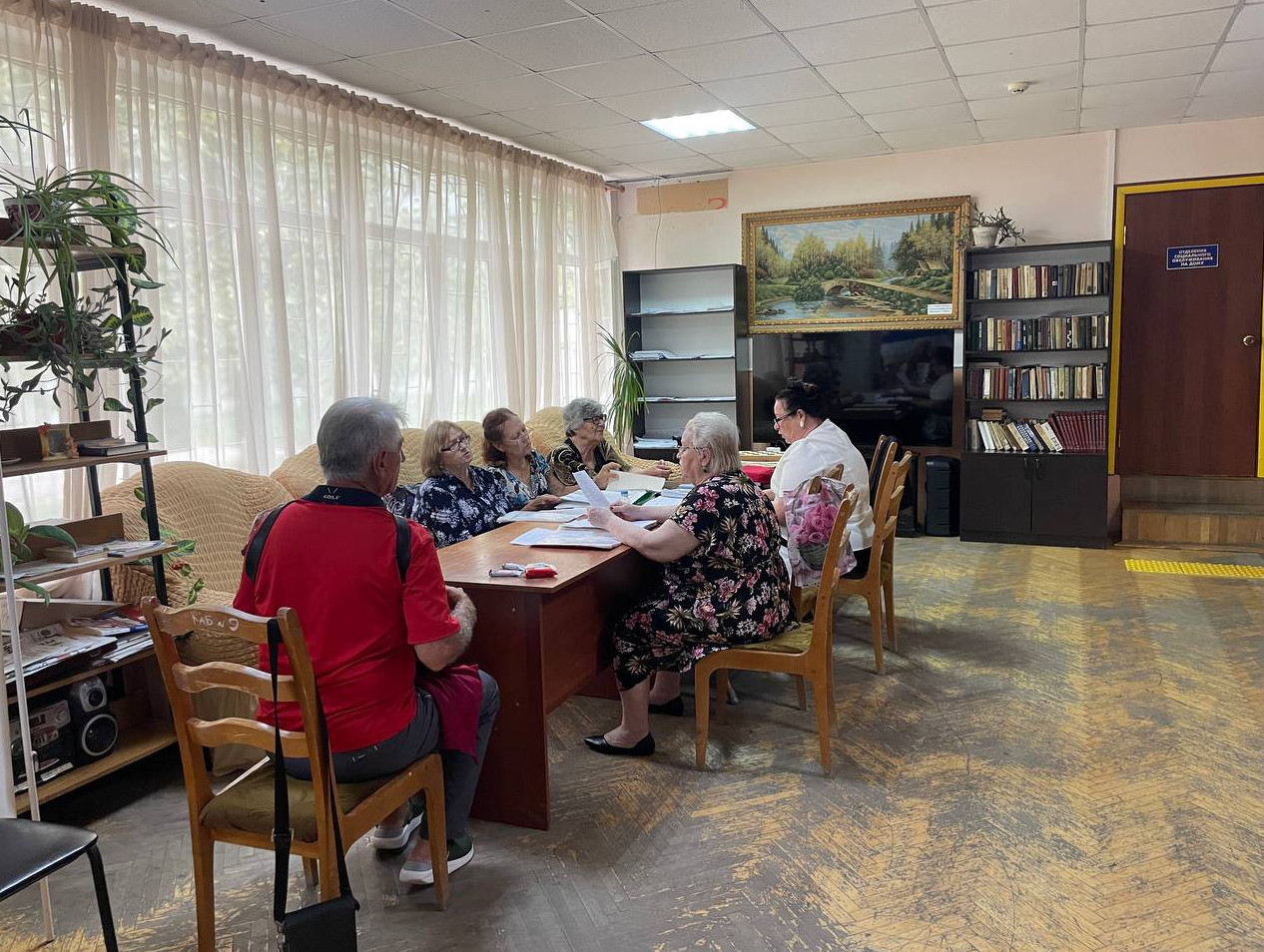 Отделения дневного пребывания граждан пожилого возраста и инвалидов в полустационарной форме, хор «Ветеран»