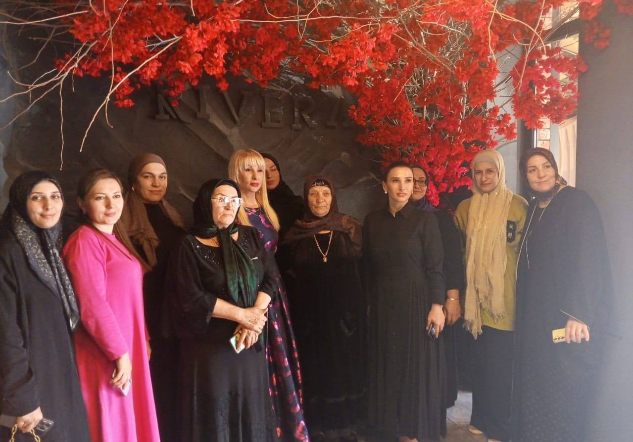 Мероприятие посвященное Дню матери с приглашением в ресторан  «Ревьера» матерей и жен военнослужащих участвующих и участвовавших в СВО.