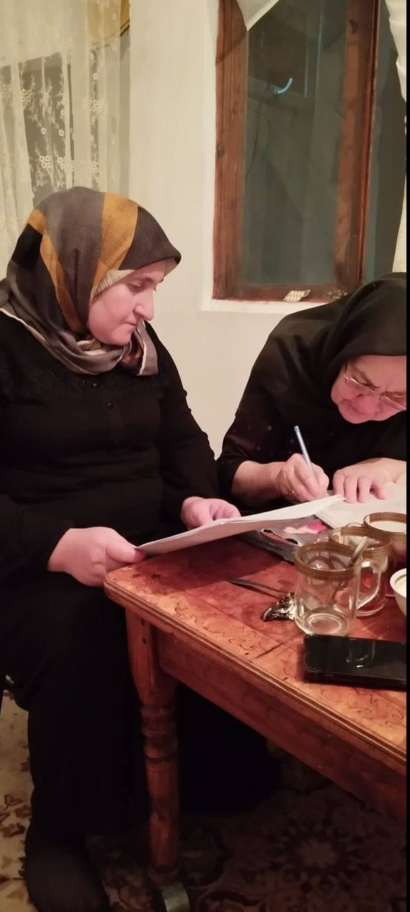 Оказание социальных услуг социальным работником 1 отд. СО на дому Хадисовой А.