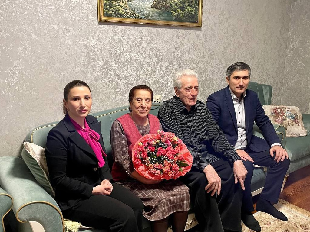 Ко дню 35-ой годовщины вывода​ Российских​ войск из территории Афганистана посетили с теплыми пожеланиями благополучия и долголетия семьи погибших военнослужащих принимавших участие на территории​ Афганистана.