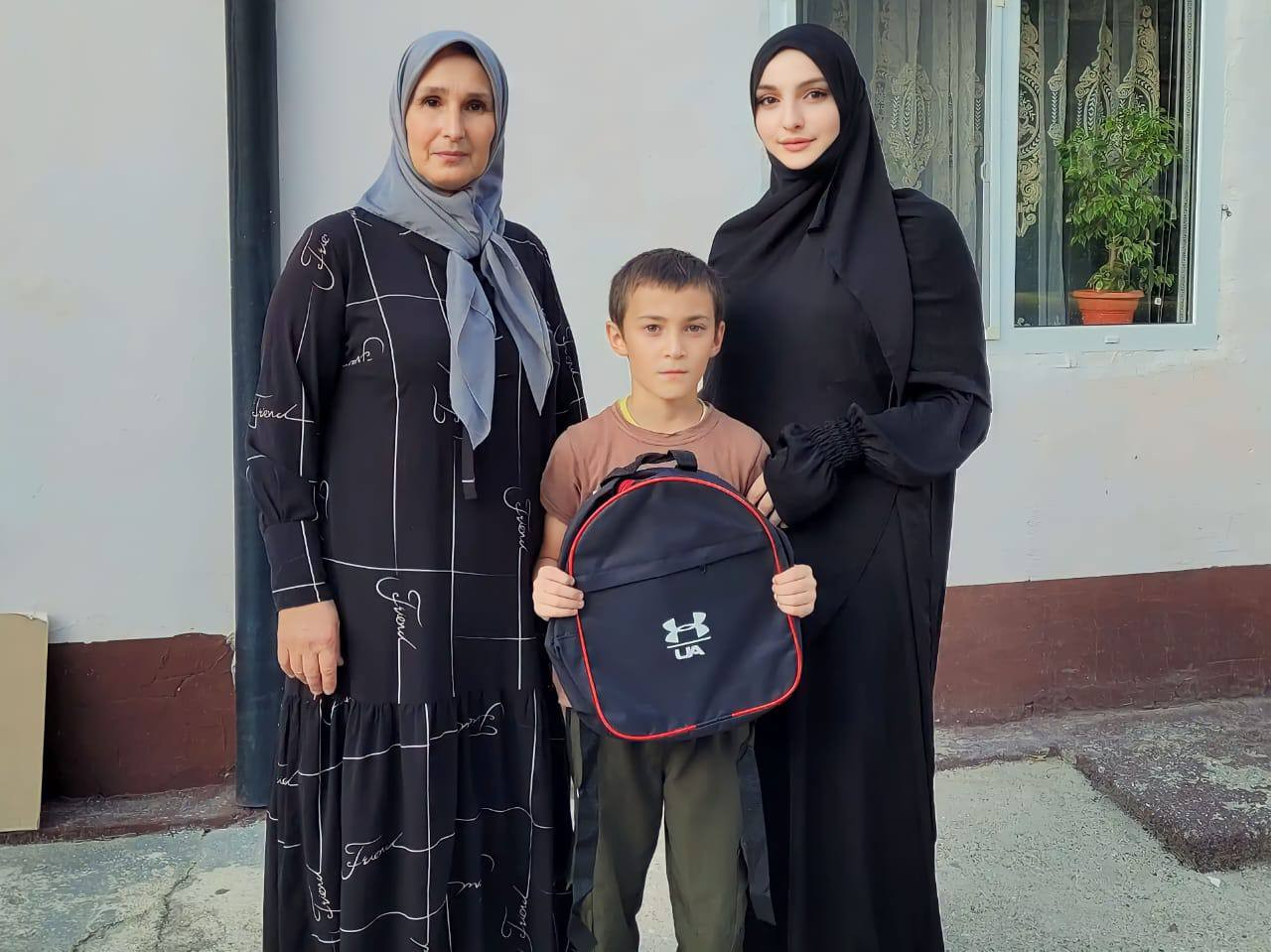 Ежегодная благотворительная акция «Собери ребенка в школу»