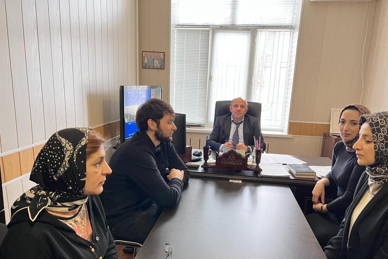 Сегодня 14 марта под руководством директора ГКУ РД ЦЗН в МО " г. Буйнакск" состоялось совещание