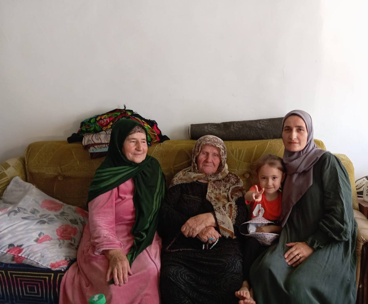 Посещение подопечных с целью оказания им социальных услуг.