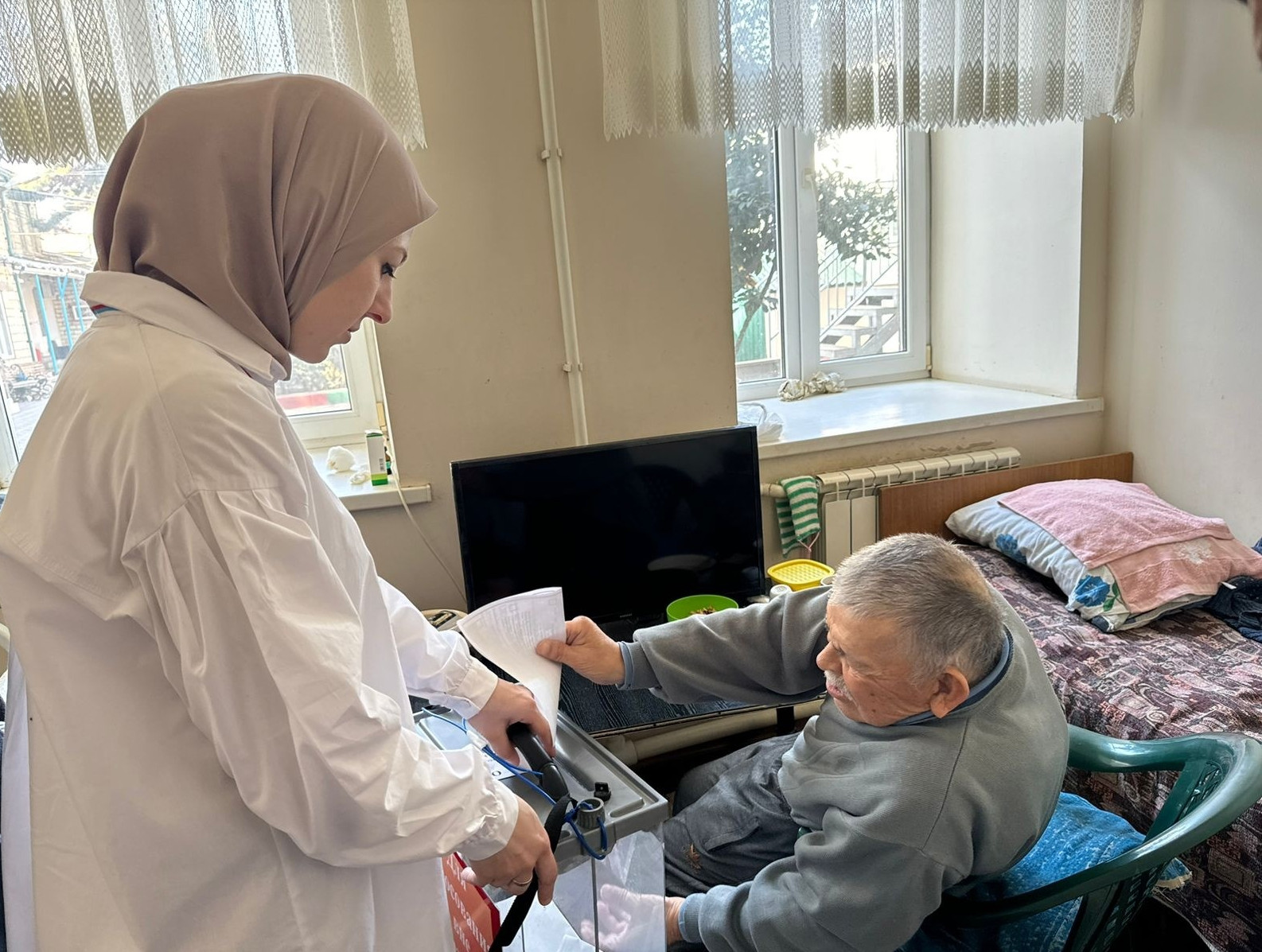 Выездное голосование в Доме-интернате "Дербент"