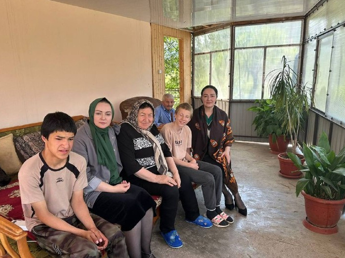 Посещение многодетной семьи с. Нижний Кегер.