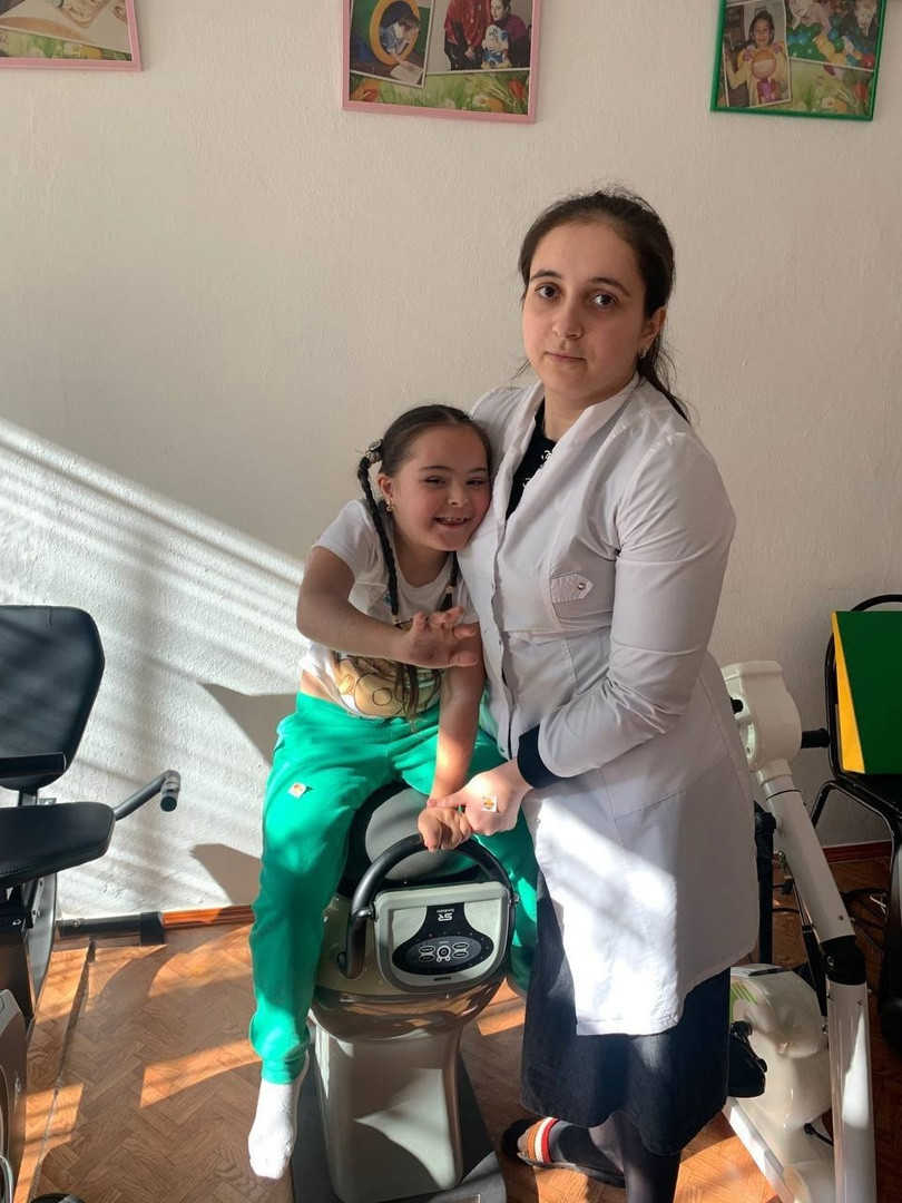 Занятия на массажере-наезднике.