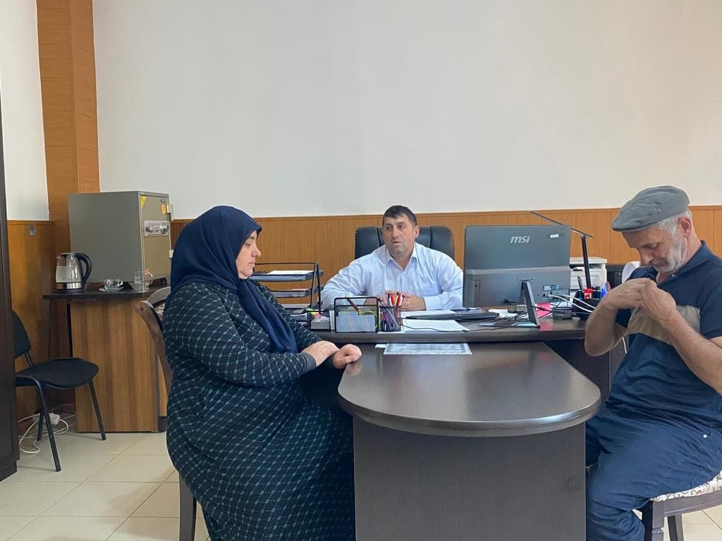 На приеме у директора