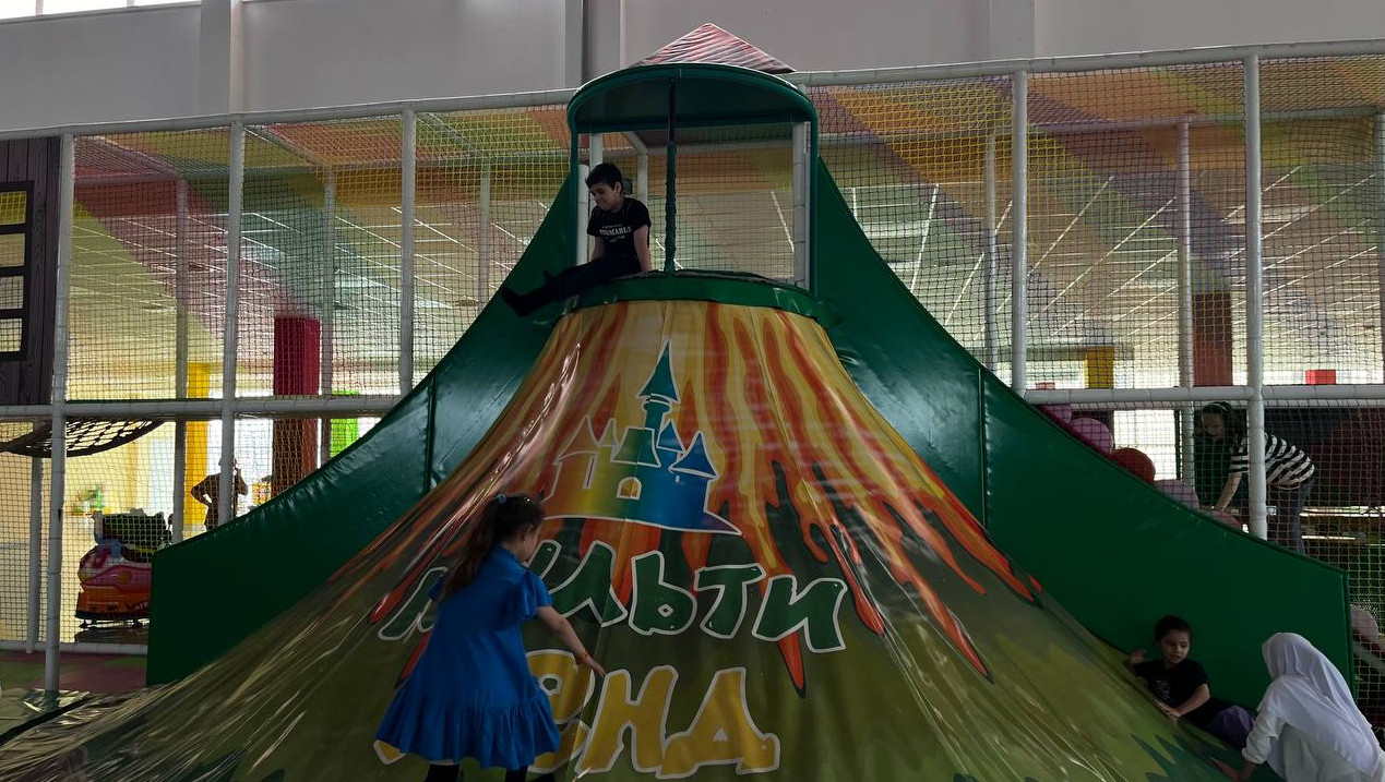 31 мая, в преддверии Международного дня защиты детей, парк аттракционов «Мультиленд» вновь распахнул свои двери для юных подопечных Семейного МФЦ