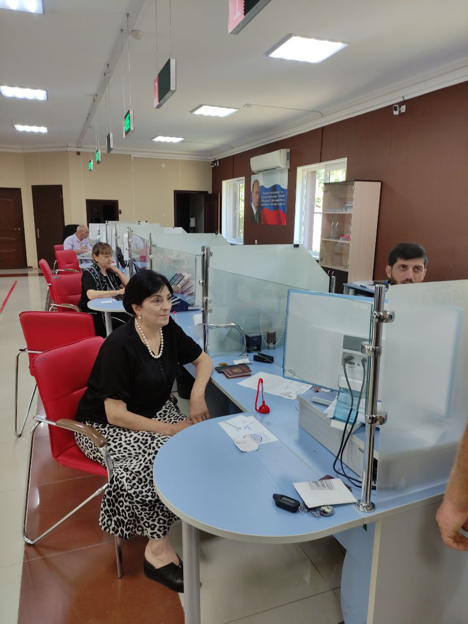 В нашем городе ,в помощь вам ,при поддержке Министерства труда и социальной защиты населения Российской Федерации совместно с Фондом поддержки детей,находящихся в трудной жизненной ситуации начнет работу- Семейный МФЦ