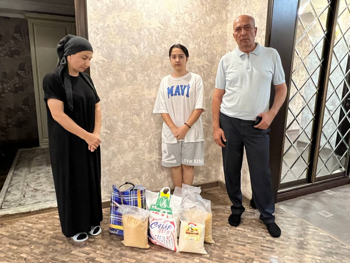 Раздача продуктовых наборов семьям погибших участников СВО.