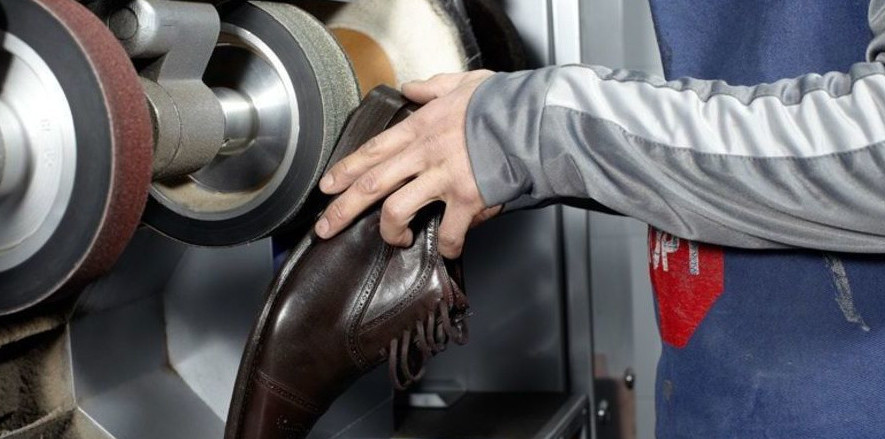 Рашид Ризаев выбрал для себя профессию обувщика и очень этим гордиться