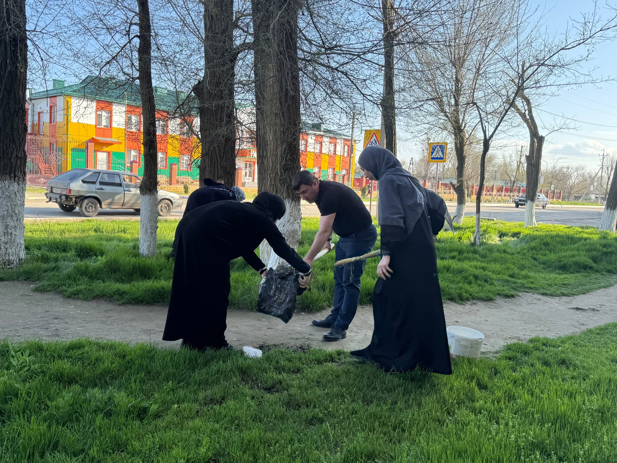 Коллектив Центра  принял участие в Общегородском субботнике