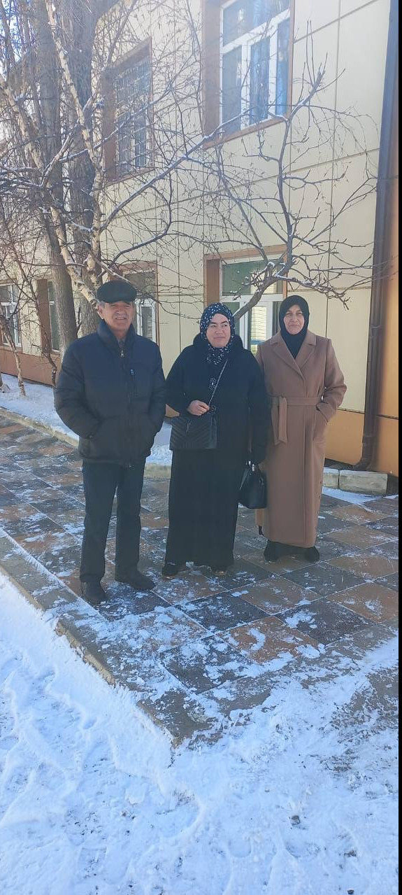 Работники Комплексного центра социального обслуживания населения в МО «Агульский район» доставили в ГБУ «Агульская ЦРБ» подопечных Центра для прохождения медицинского обследования .