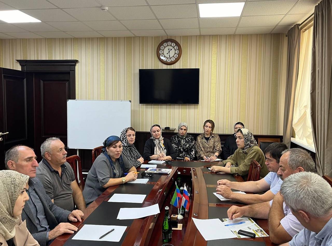 В администрации муниципалитета под председательством главы района Закира Каидова прошло совещание с фондом "Защитники Отечества".В\