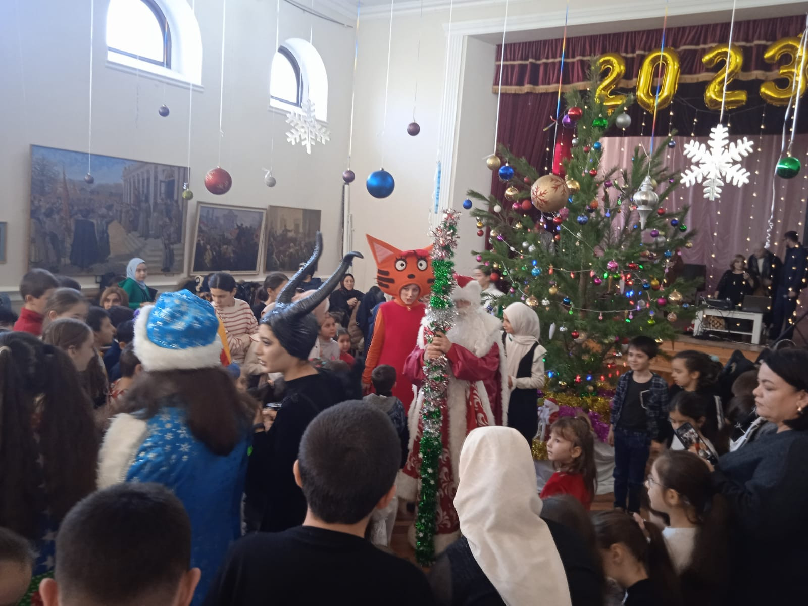 «Новый год в каждый дом»