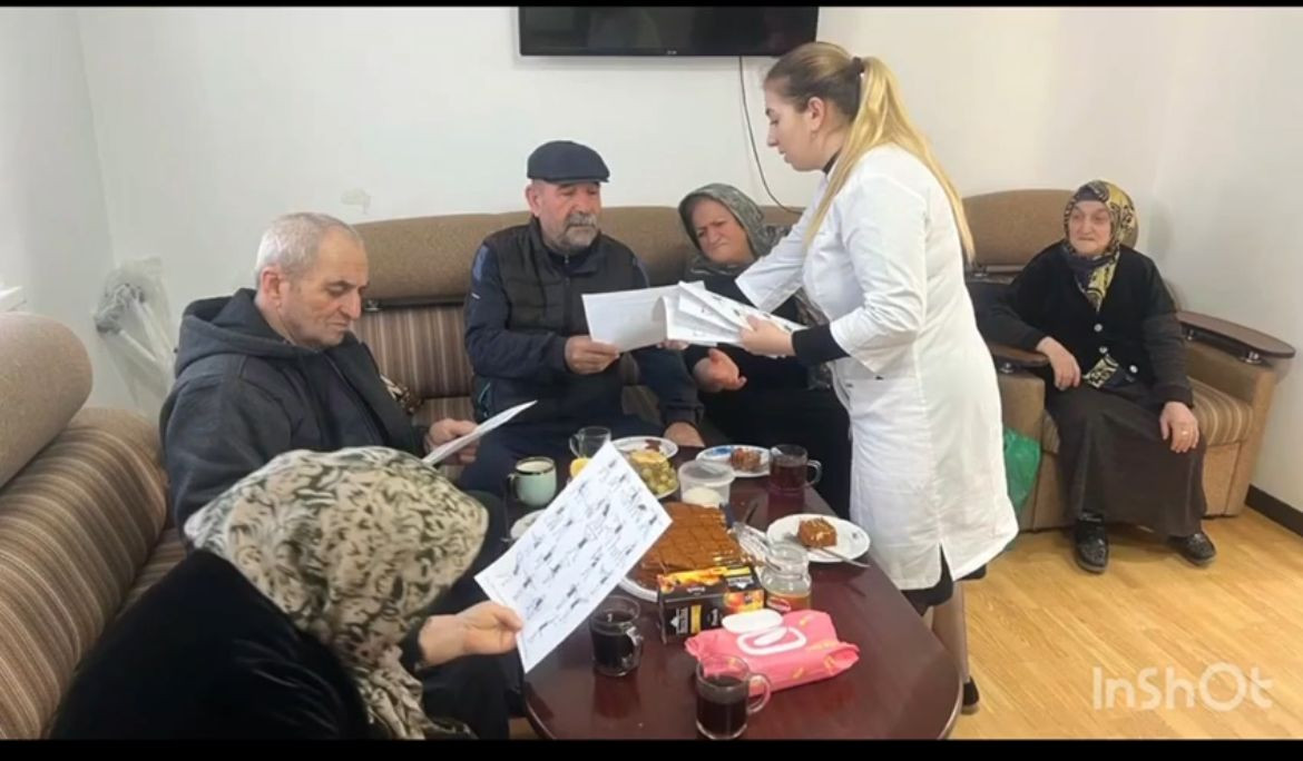 Инструктор отделения социального обслуживания граждан пожилого возраста и инвалидов в полустационарной форме В.М.Абукова