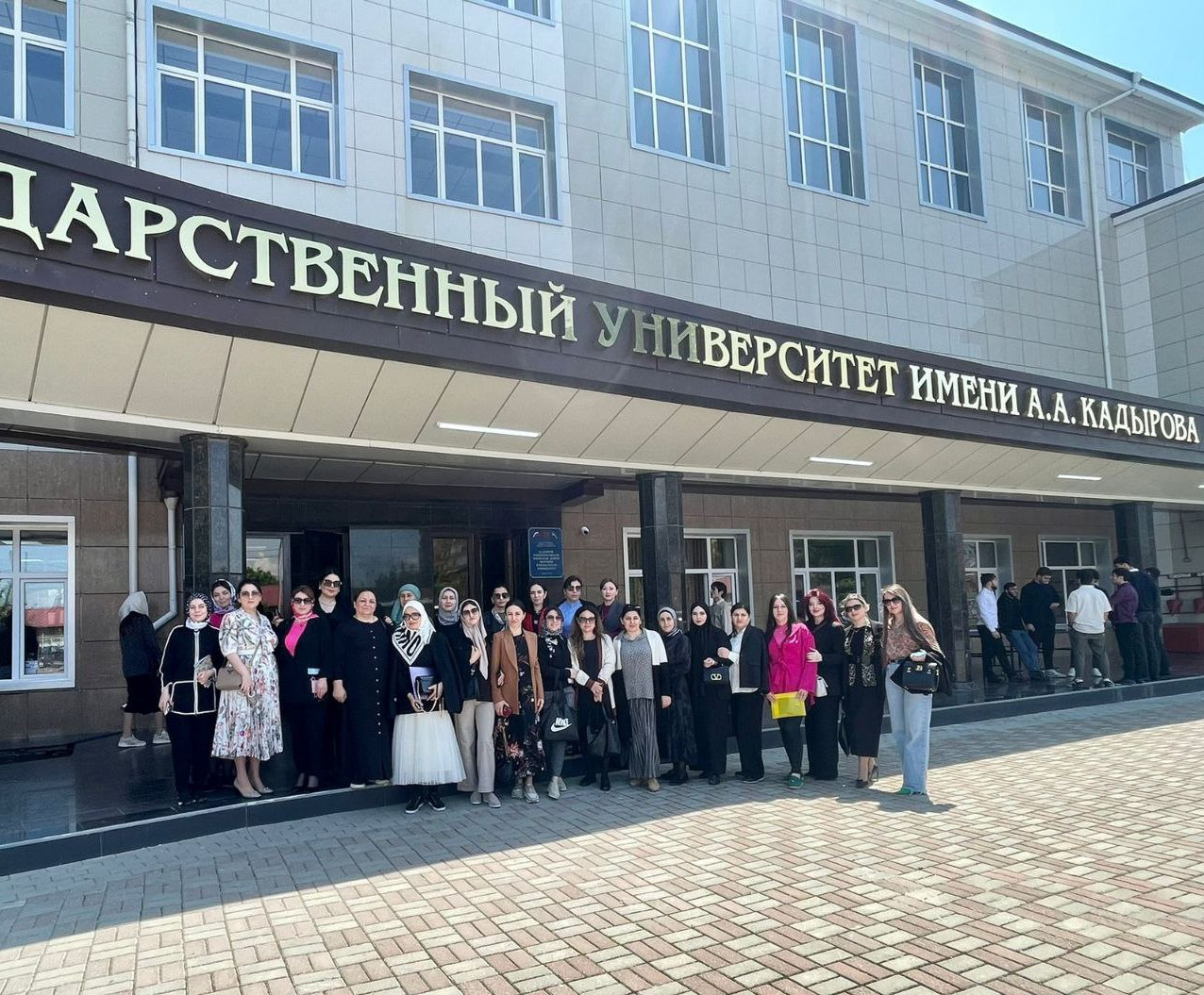 Накануне, в Грозном, на базе ЧГУ им. А.А. Кадырова завершилось обучение 37 социальных координаторов Дагестанского регионального отделения Государственного Фонда «Защитники Отечества».