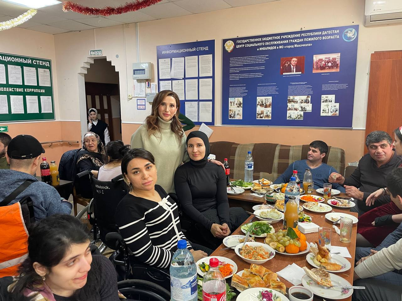 Новогоднее мероприятие для подопечных отделения дневного пребывания.