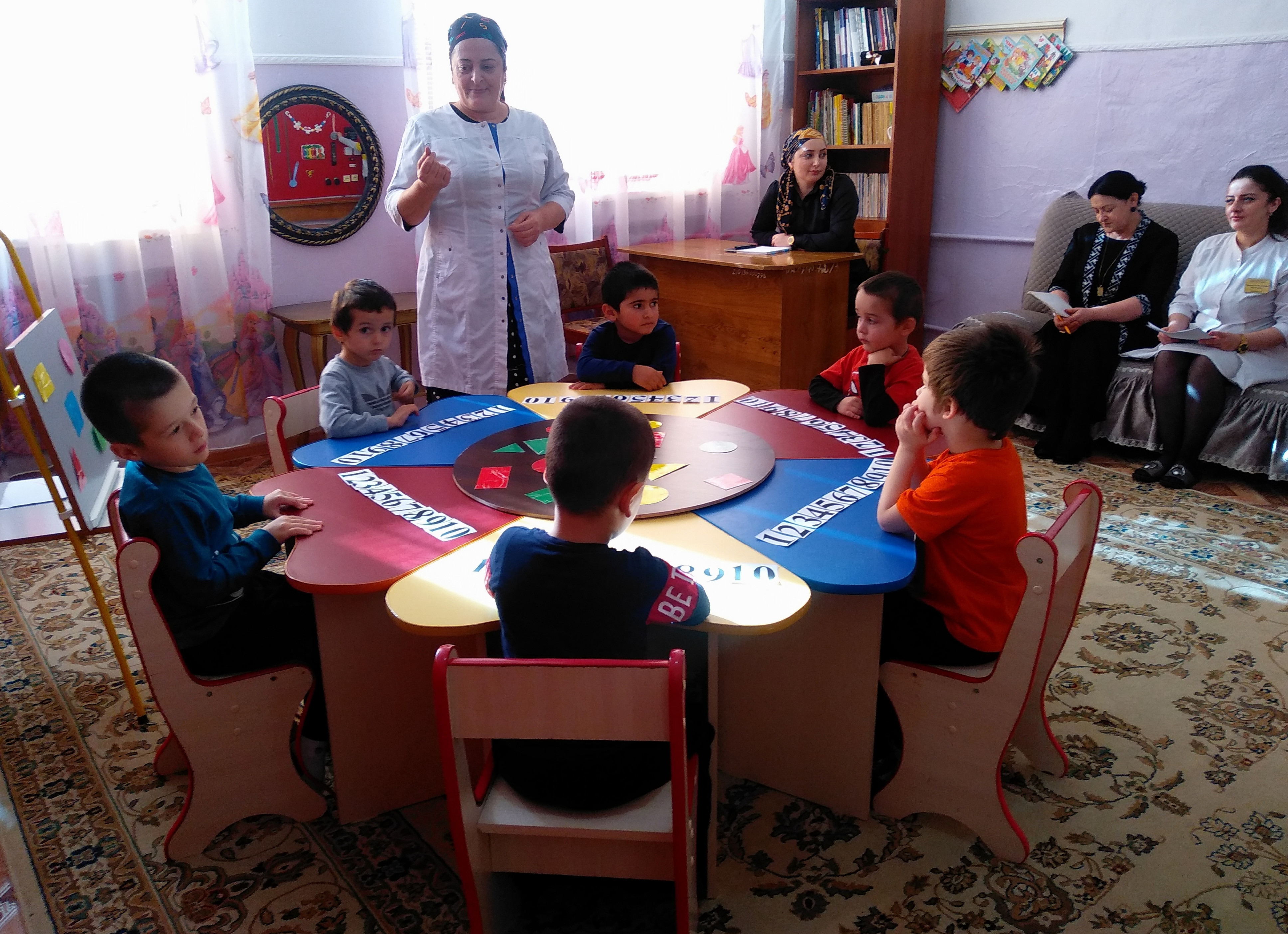 Учим математику играя