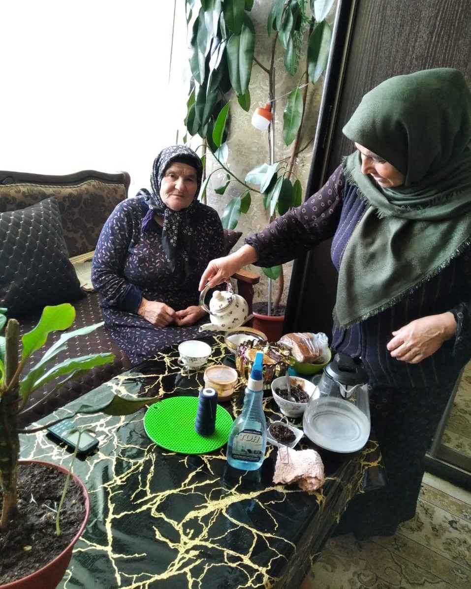 Посещение допечных с целью оказания им социальных услуг.