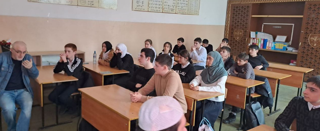 Мероприятия по безопасности в сети интернет в школах города.....