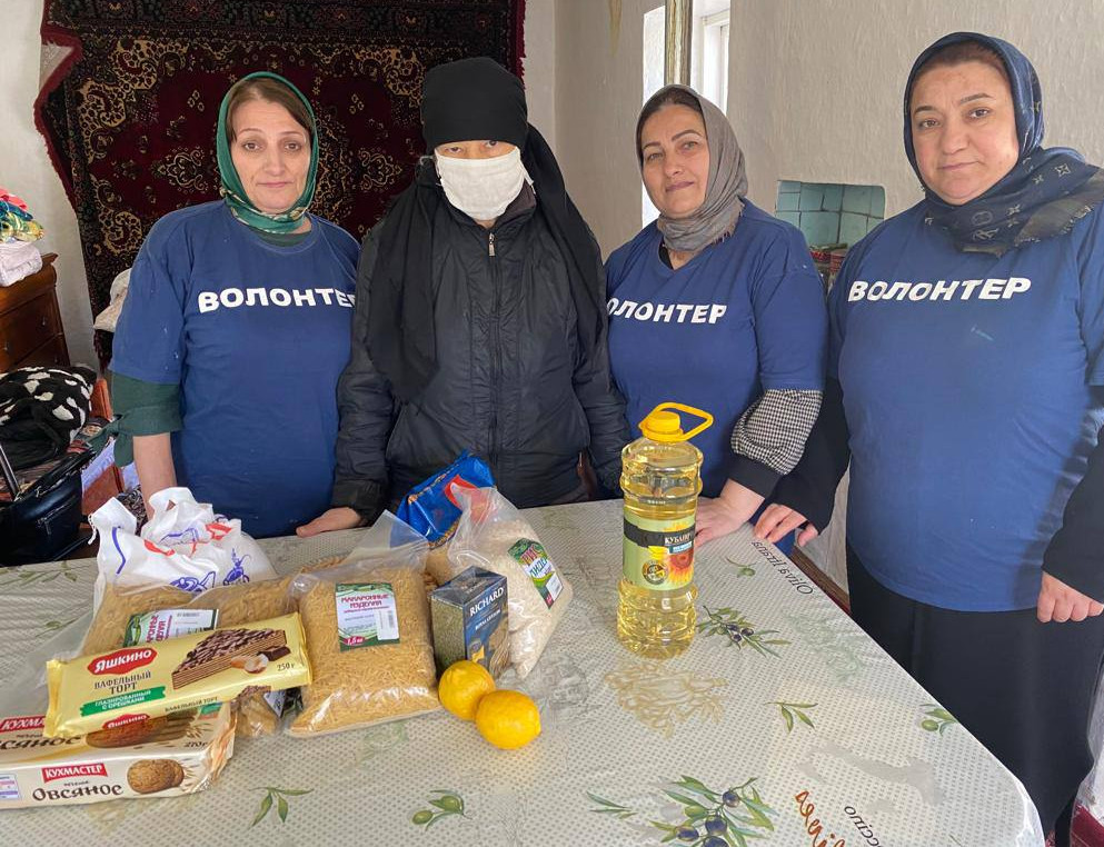 Волонтеры 2-го отделения граждан пожилого возраста и инвалидов на дому оказали гуманитарную помощь в виде продуктового набора.