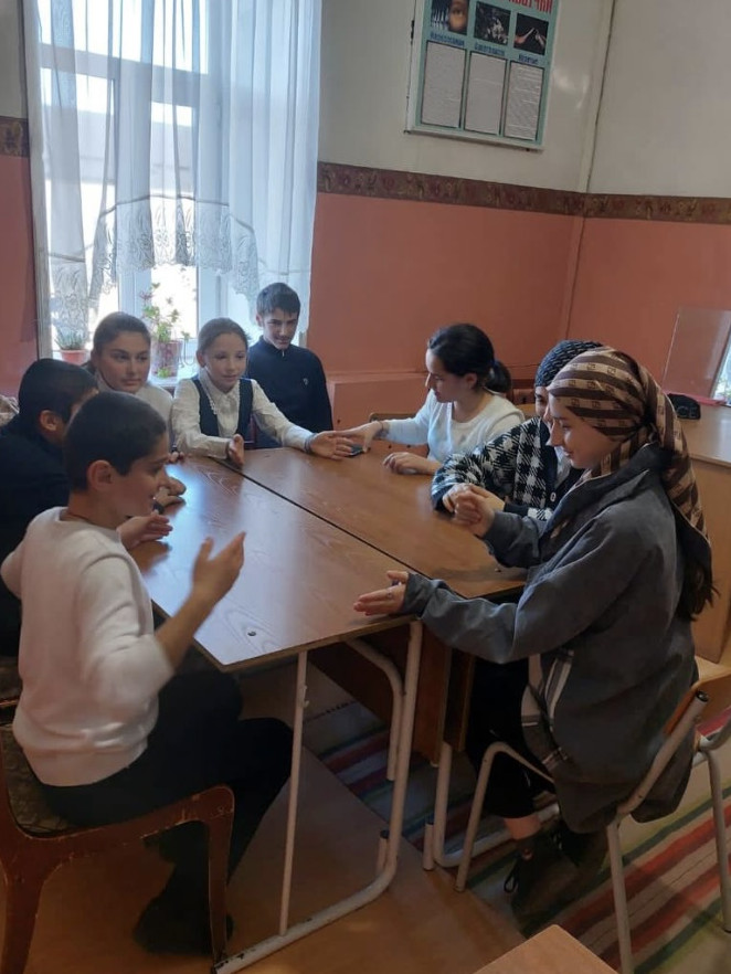 Волонтеры...