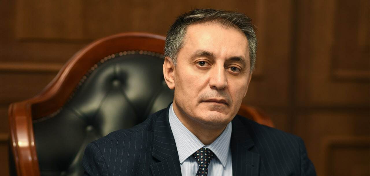 Абдурахман Махмудов поздравил земляков с Днем Героев Отечества