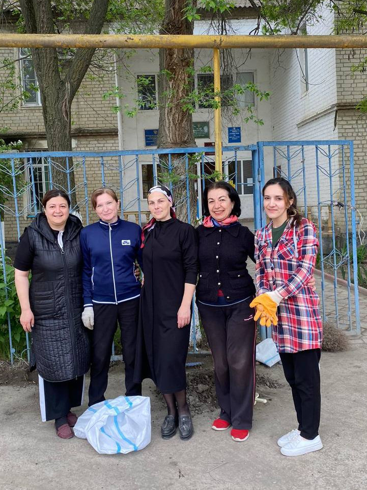 29 апреля  ГКУ РД УСЗН в МО «Кизлярский район» принял участие во всероссийском субботнике