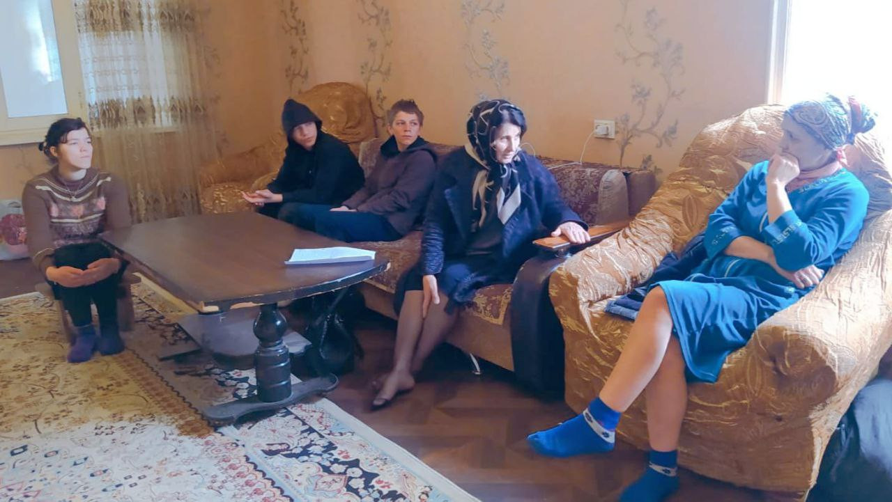 Проведен патронаж многодетной и малоимущей семьи Абакаровых