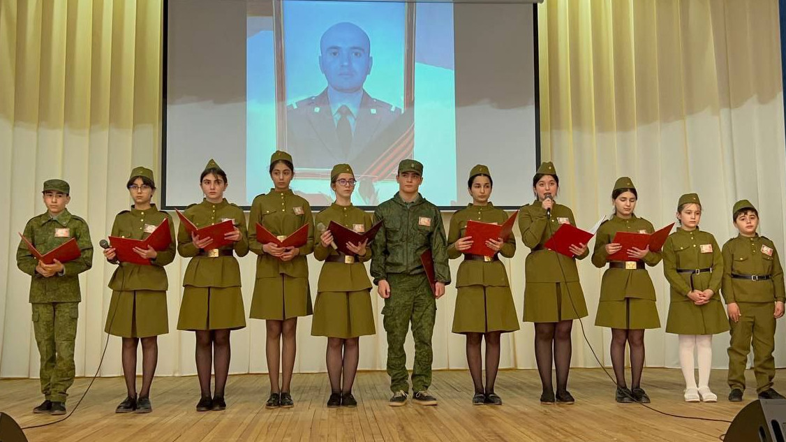 Центр занятости Минтруда РД провел декаду профориентационных мероприятий с участием школьников выпускных классов в Дербентском районе