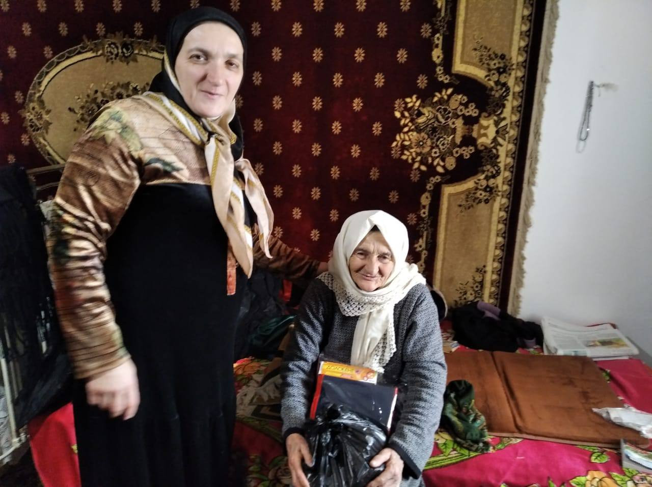 Посещение подопечной, с целью поздравления с Днем рождения.