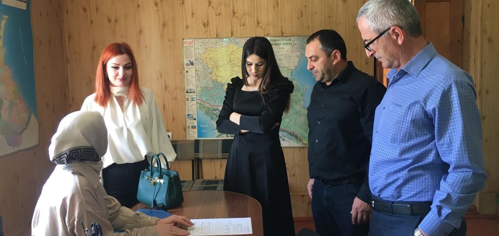 В Курахском районе состоялся выездной прием граждан, организованный Управлением социальной защиты Минтруда РД