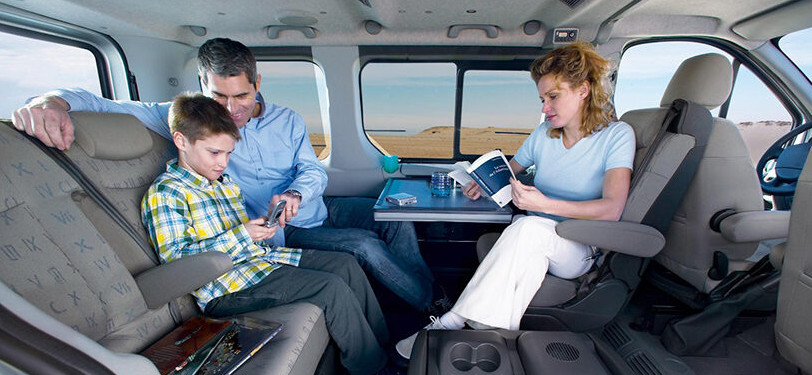 Предоставление автотранспорта (микроавтобуса) малоимущим многодетным семьям, постоянно проживающим на территории РД.