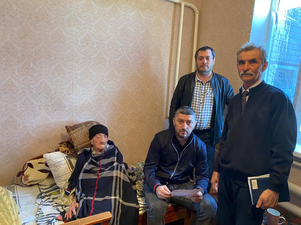 Посещение вдов инвалидов и участников ВОВ.