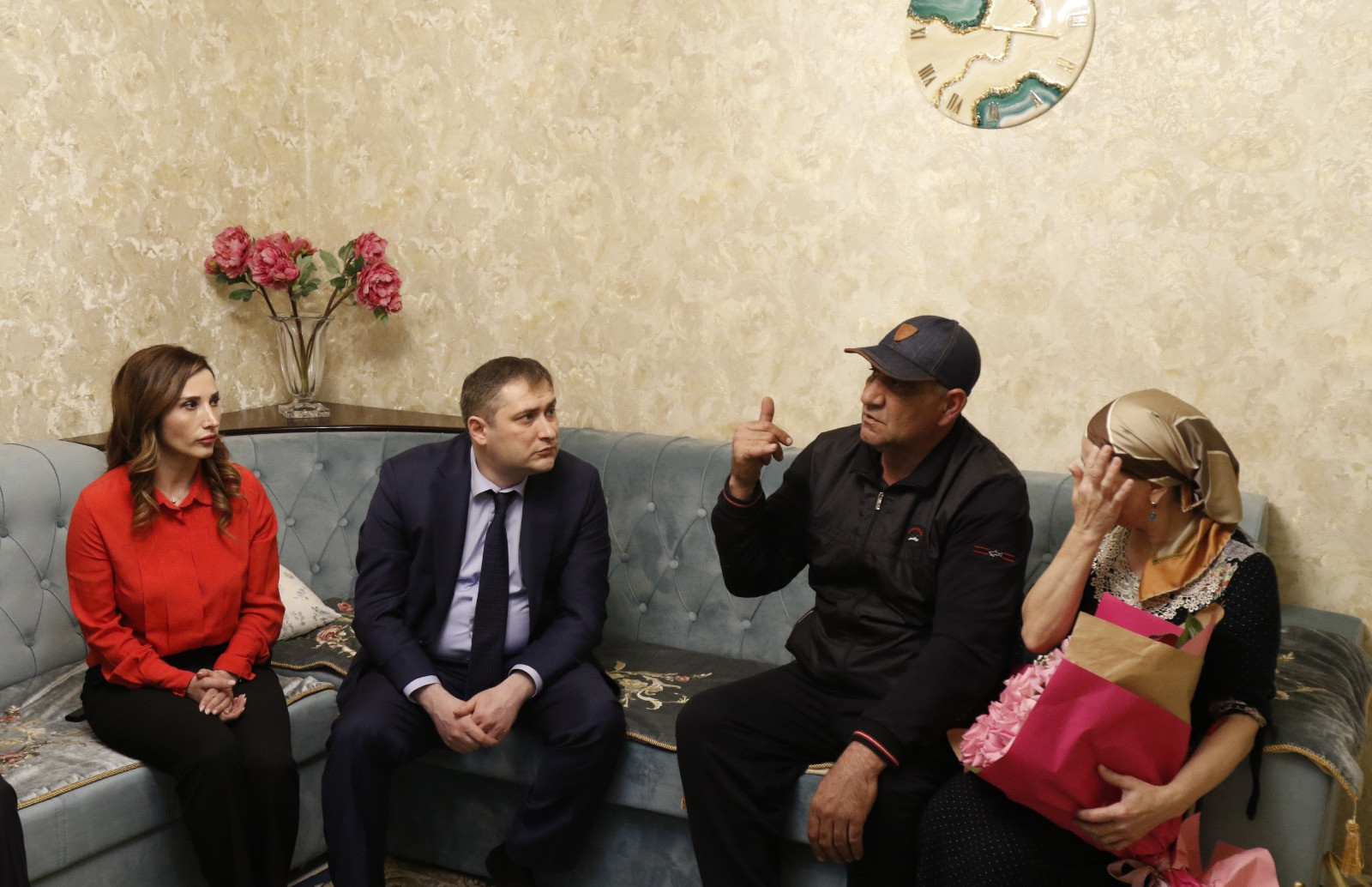 Мурад Казиев поздравил с Днем защитника Отечества участников СВО, проживающих в Махачкале