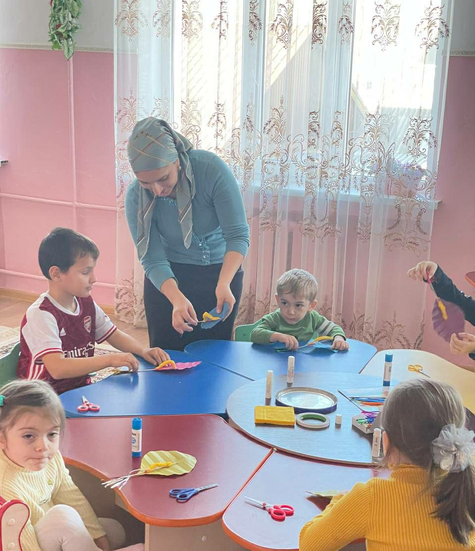 Динамичная поделка